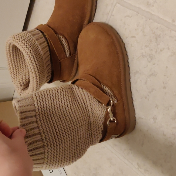 Ugg Purl Women's Strap Brown Slip on Boot sz. 5 - Picture 2 of 7